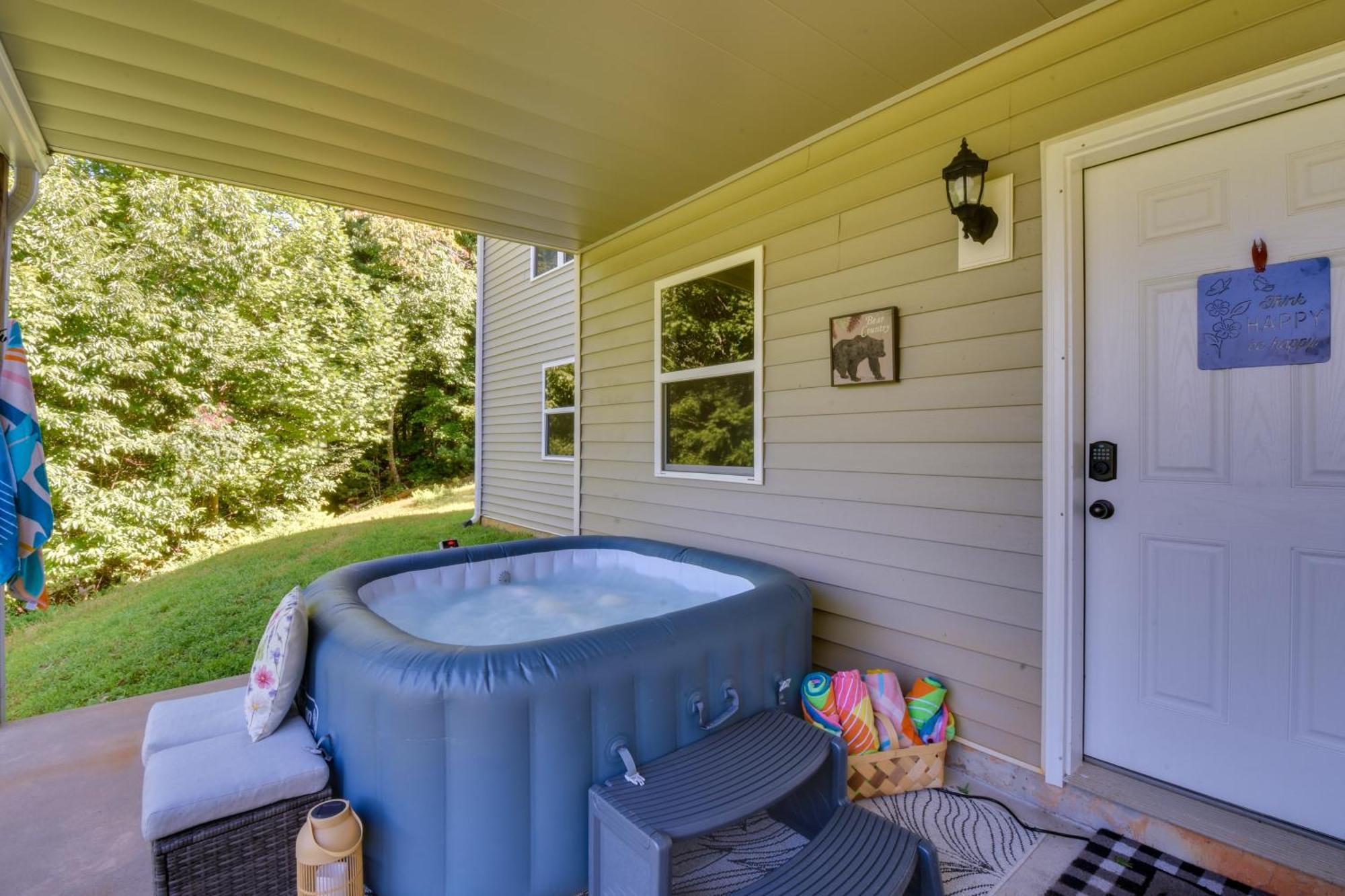Lakemont Retreat Game Room, Hot Tub, And Mtn Views! Ngoại thất bức ảnh