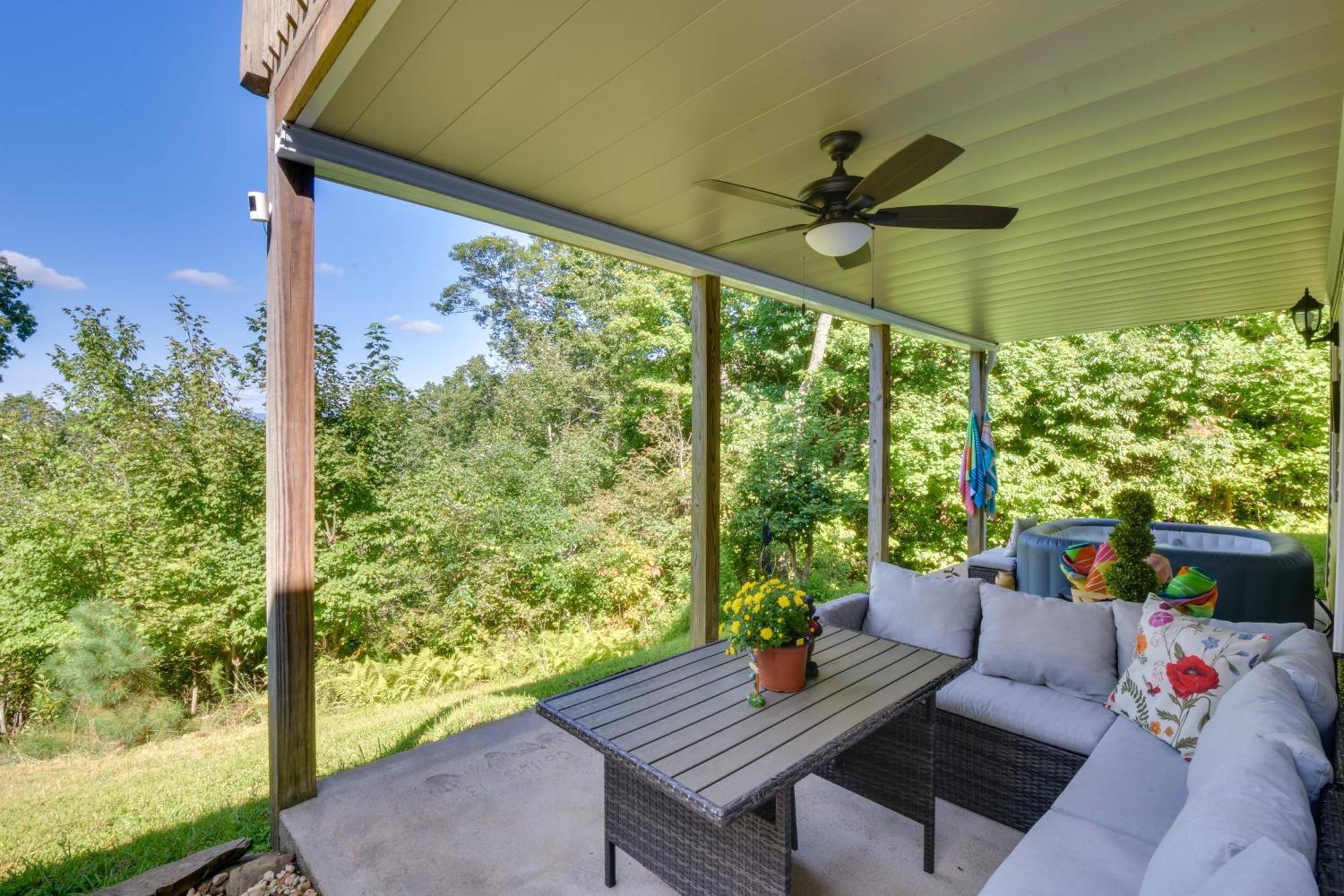 Lakemont Retreat Game Room, Hot Tub, And Mtn Views! Ngoại thất bức ảnh